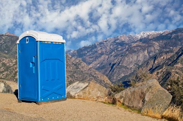 Best Porta potty delivery and setup  in Madera, CA